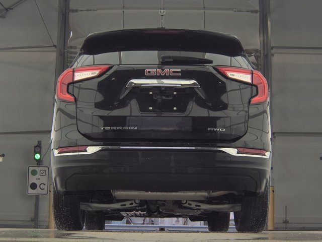 2024 Gmc Terrain SLT photo 5