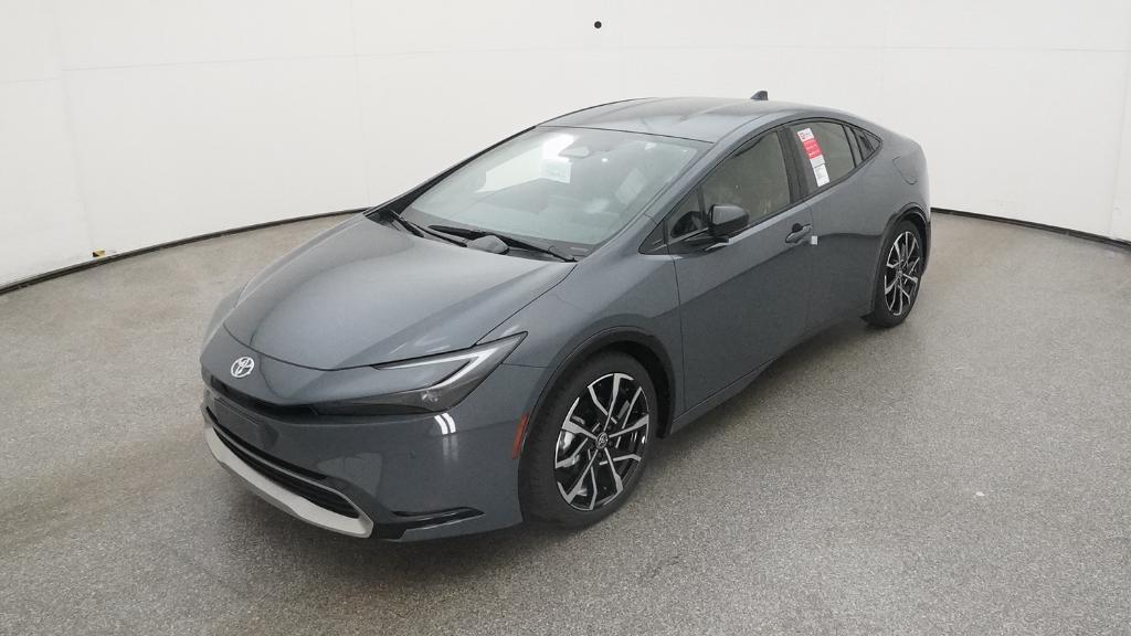 2026 Toyota Prius XSE's photo