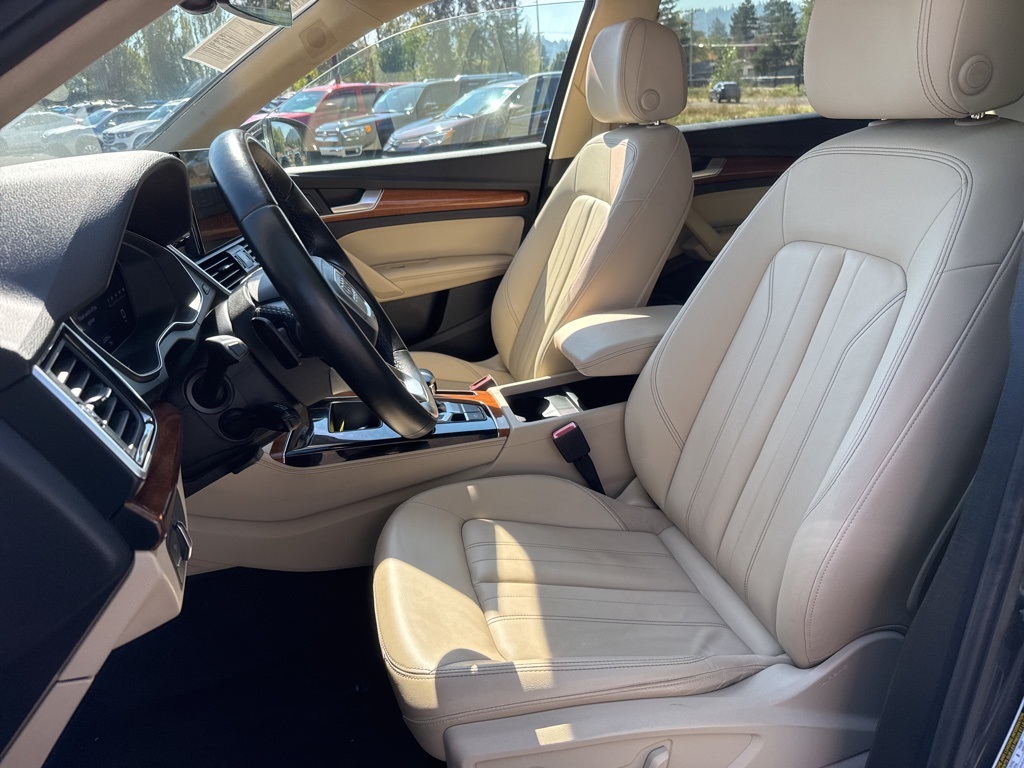 2023 Audi Q5 45 S line Premium photo 14