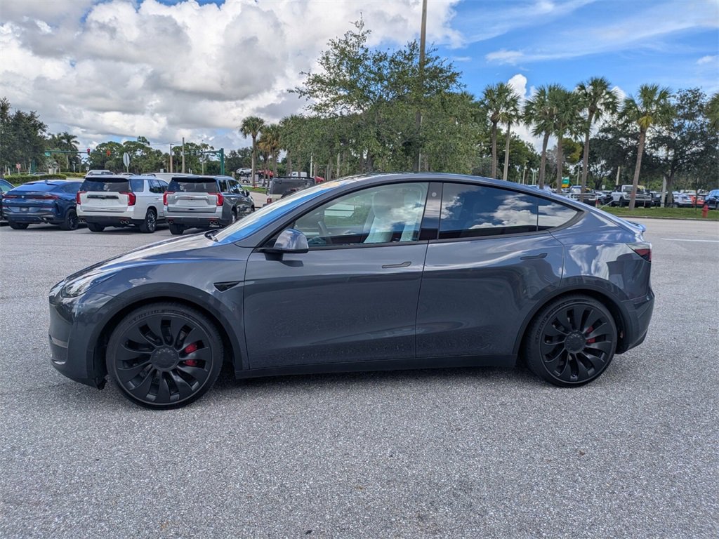 2023 Tesla Model Y Performance photo 6