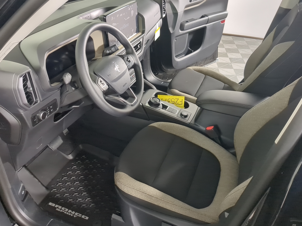 2025 Ford Bronco Sport Big Bend photo 13