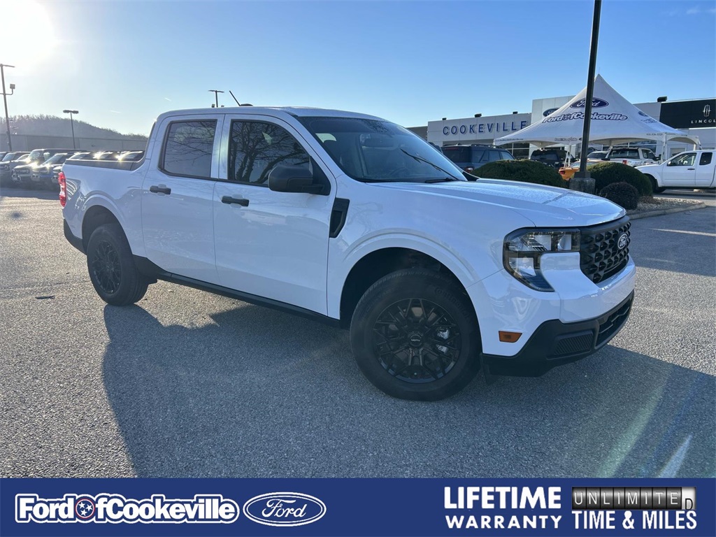 2025 Ford Maverick XL's photo