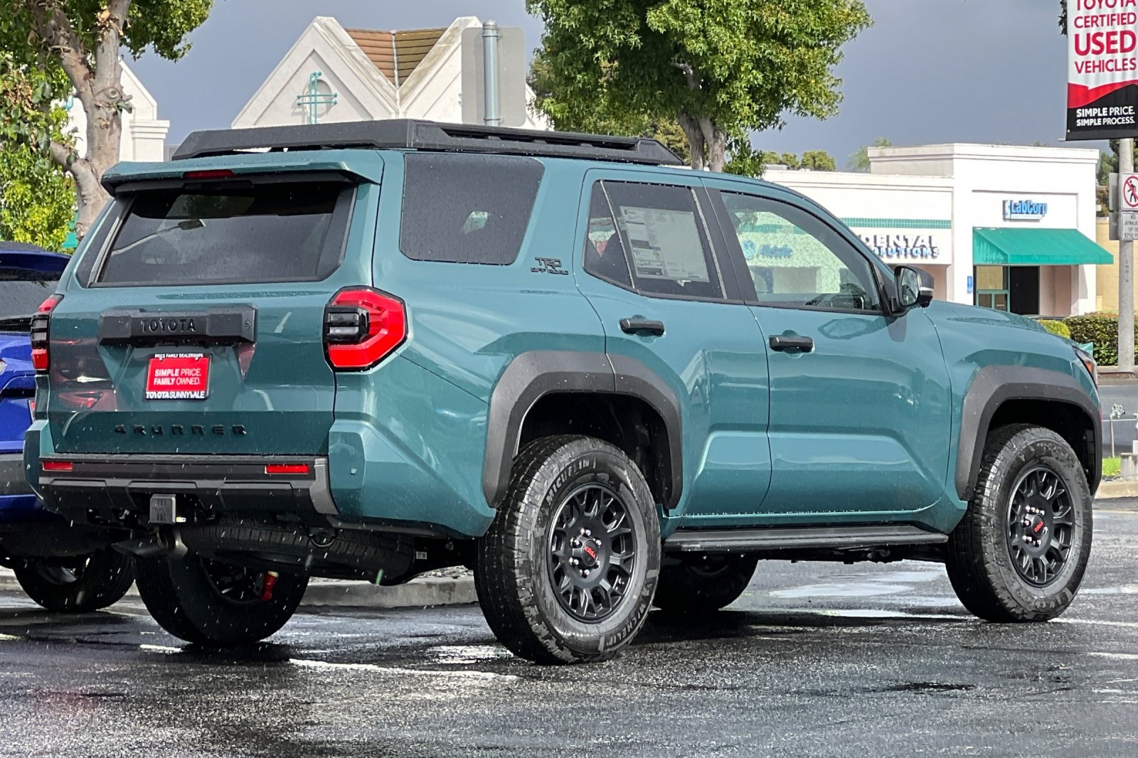 2025 Toyota 4Runner TRD Off-Road Premium photo 3