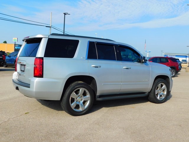 2017 Chevrolet Tahoe LT photo 3