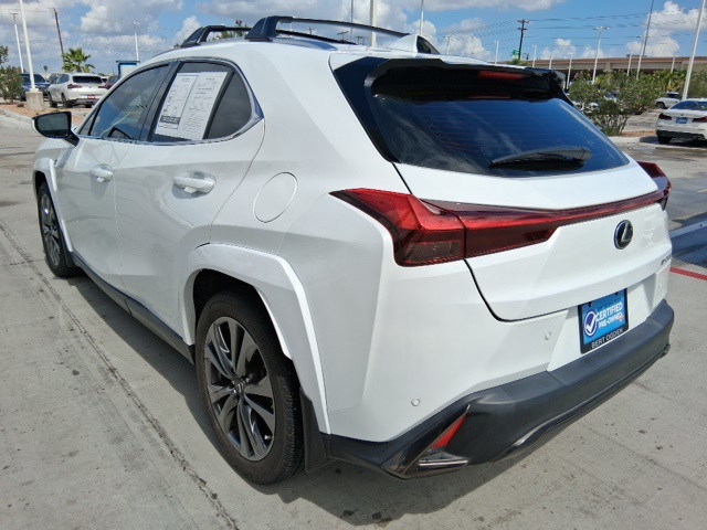 2022 Lexus UX 200 F SPORT photo 4