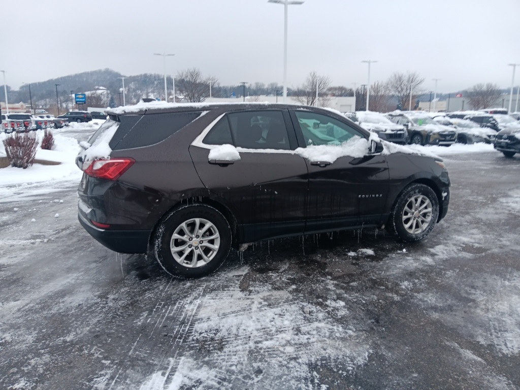 2020 Chevrolet Equinox LT photo 4