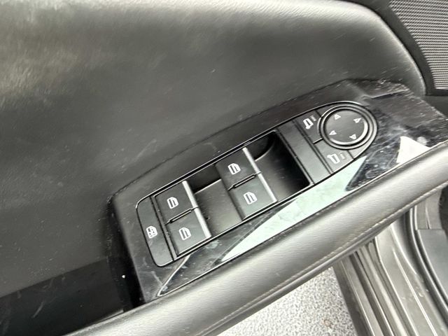 2023 Mazda Mazda3 2.5 s Preferred photo 18