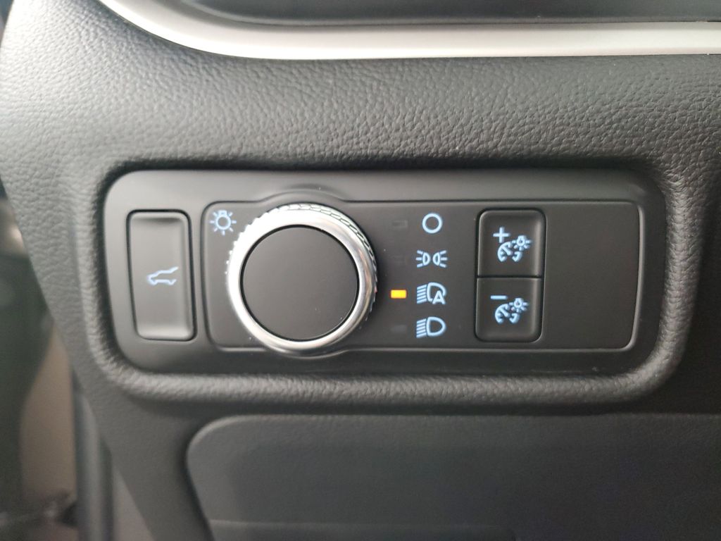 2021 Ford Explorer XLT photo 27