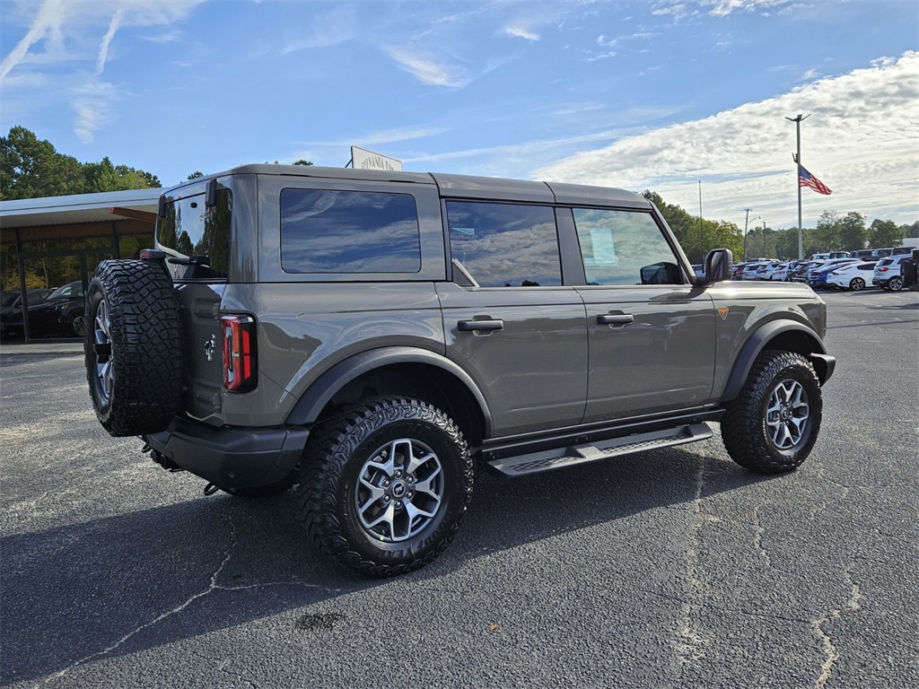 2025 Ford Bronco Badlands photo 11