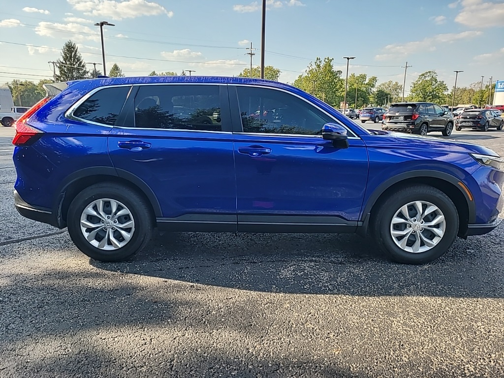 2025 Honda CR-V LX photo 4
