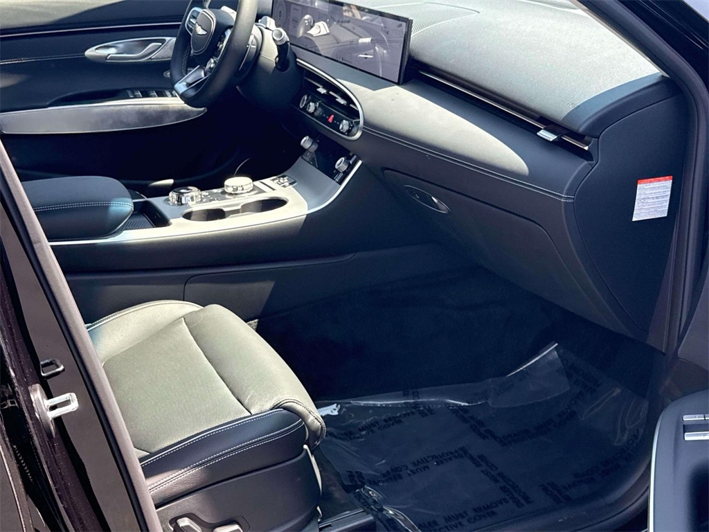 2026 Genesis Electrified GV70 Advanced photo 23
