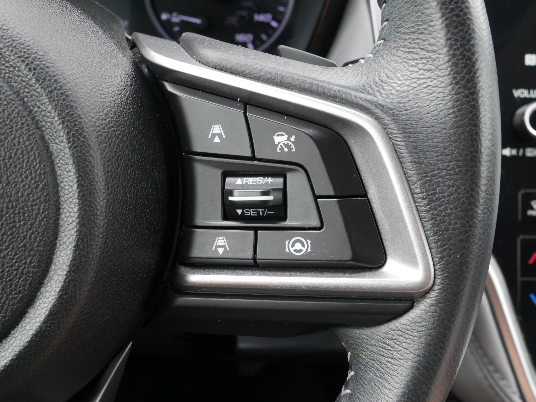 2022 Subaru Outback Premium photo 28