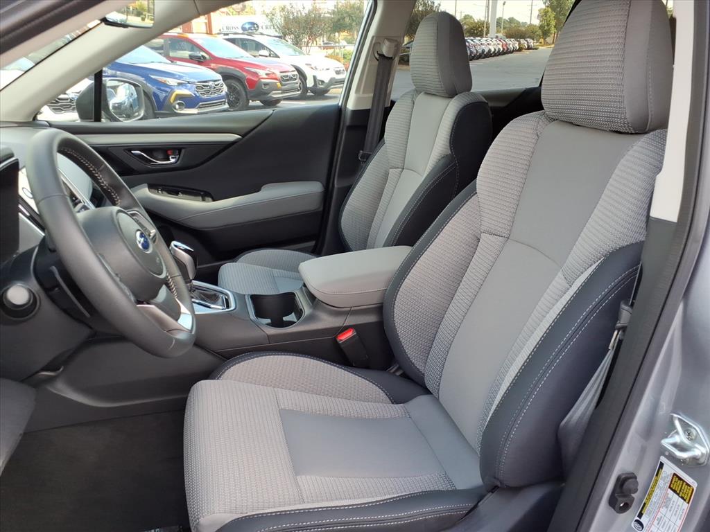 2025 Subaru Outback Premium photo 4