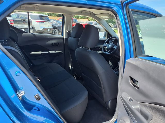 2024 Nissan Kicks S photo 16