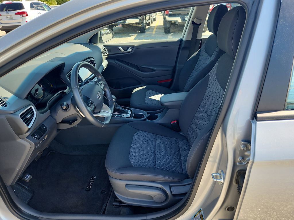 2019 Hyundai Ioniq Plug-In Hybrid photo 9