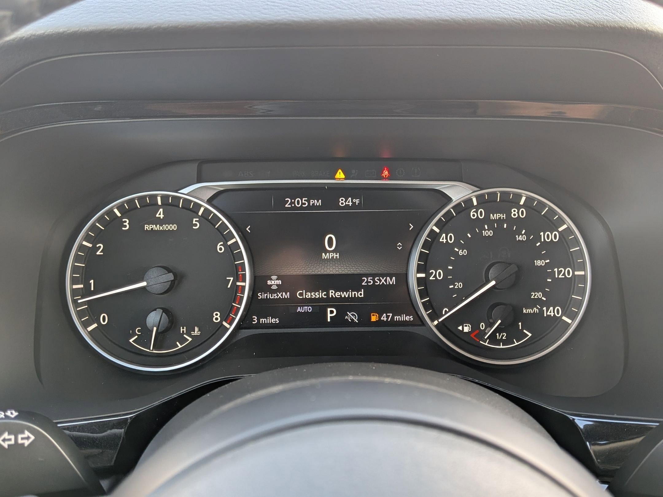 2025 Nissan Pathfinder SV photo 11