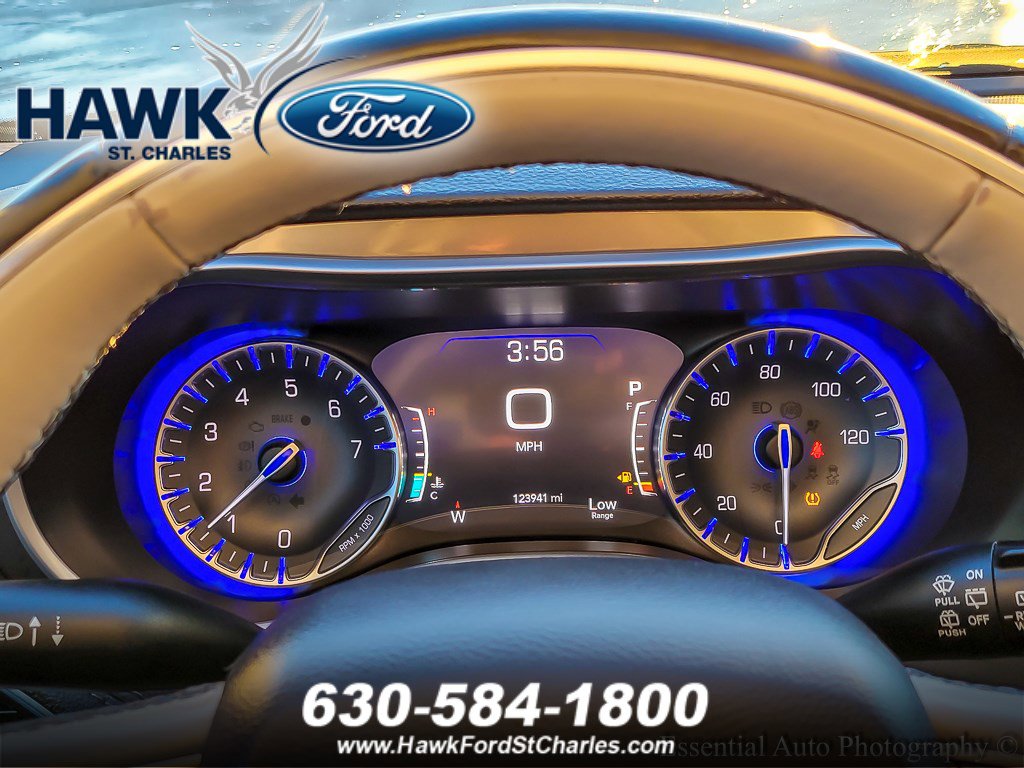 2017 CHRYSLER PACIFICA - Image 12