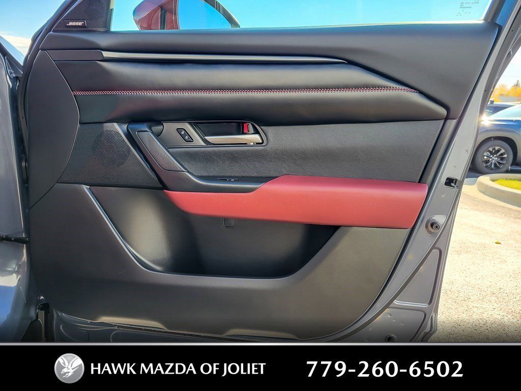 2025 MAZDA CX-50 - Image 21