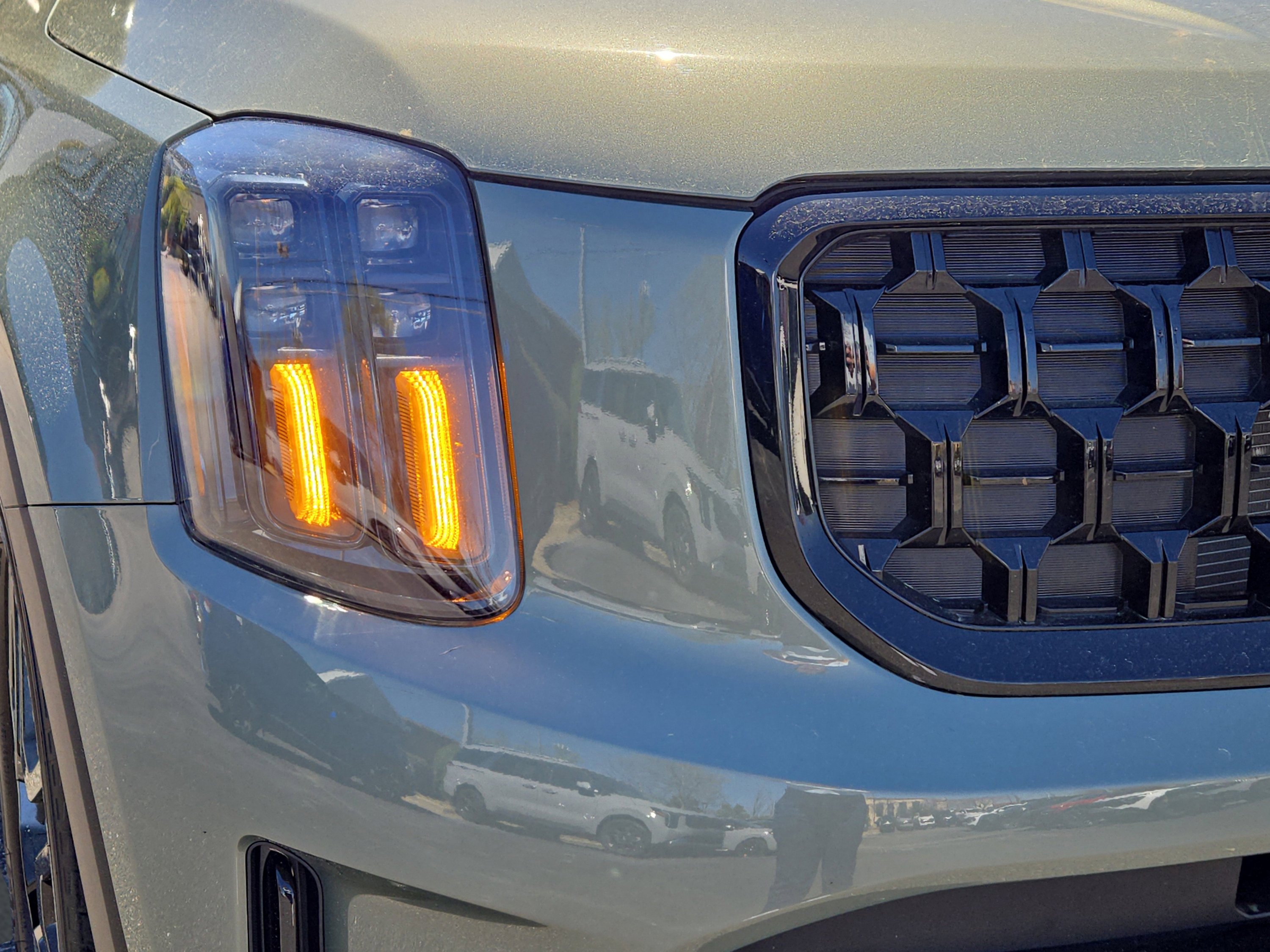 2024 Kia Telluride EX X-Line photo 3