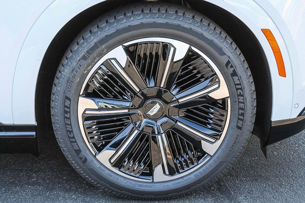 2026 Cadillac Escalade Sport photo 7