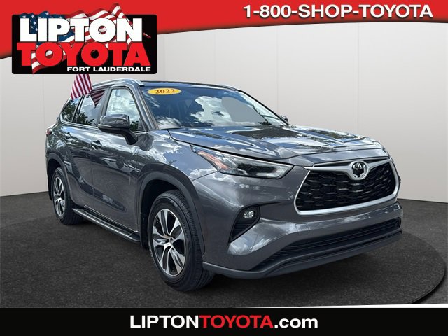 2023 Toyota Highlander XLE's photo
