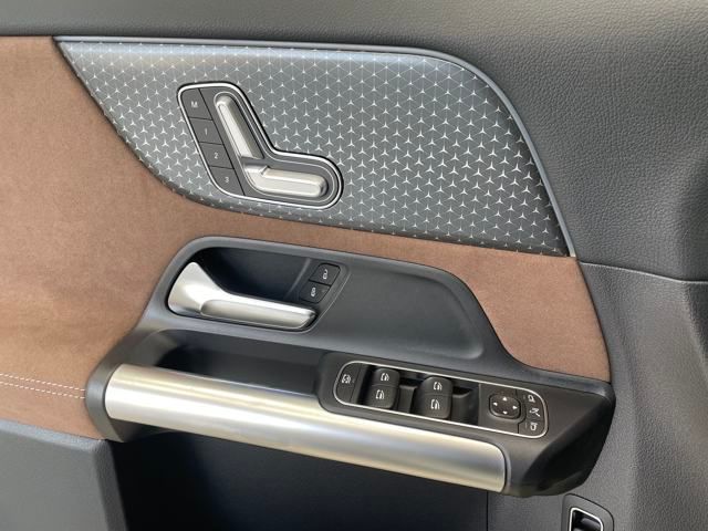 2025 Mercedes Benz GLA 250 photo 39