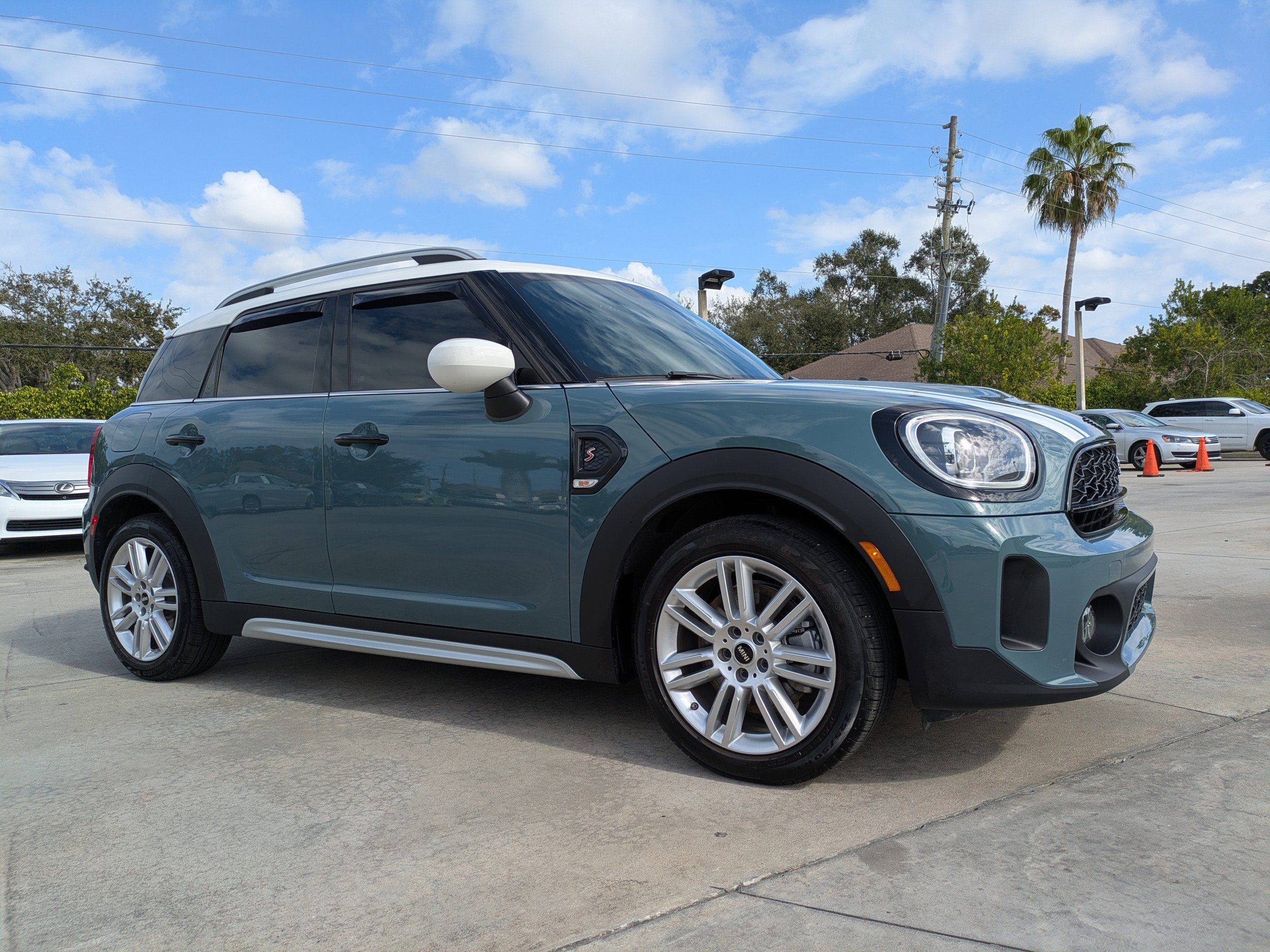 2023 MINI Countryman S's photo