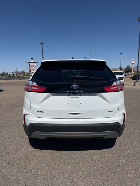 2024 Ford Edge SEL photo 4