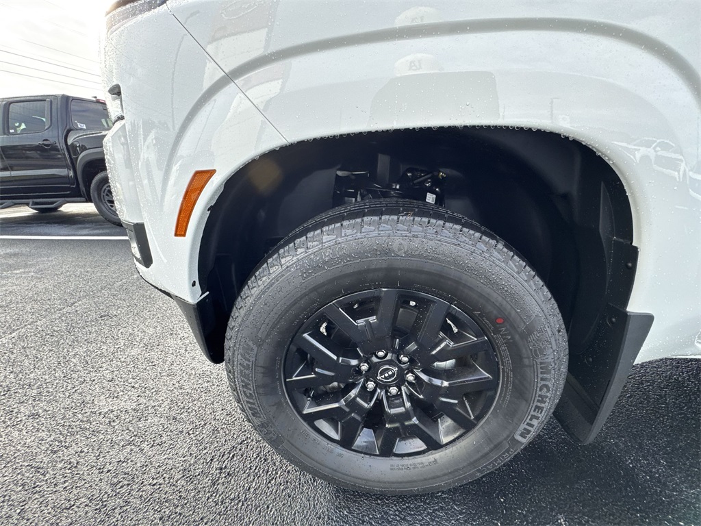 2026 Nissan Frontier Crew Cab SV photo 10