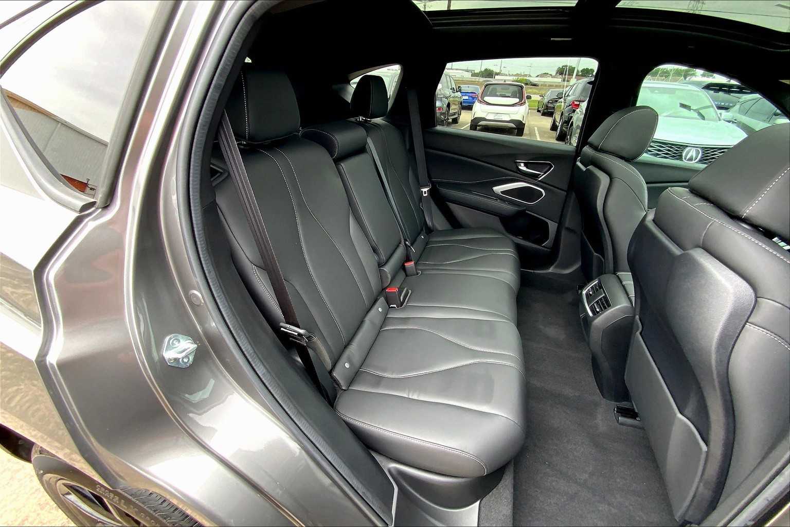 2025 Acura RDX photo 15