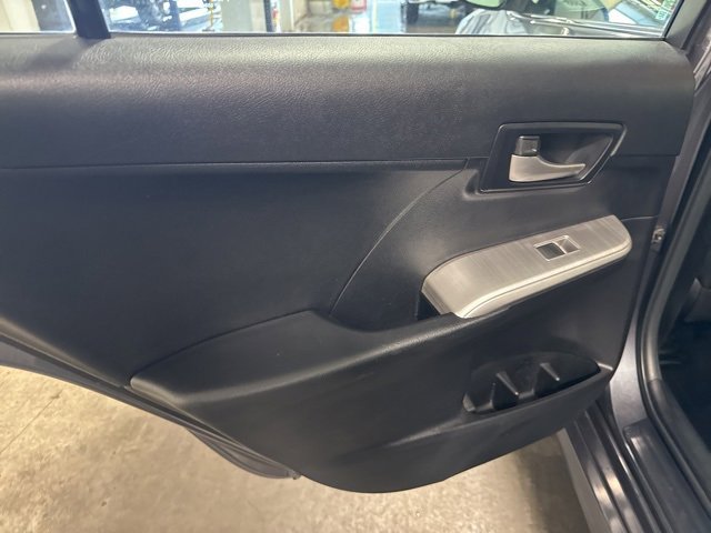 2014 Toyota Camry L photo 19