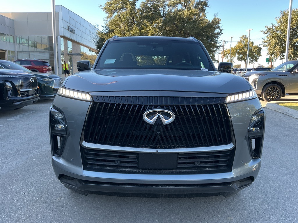 2026 Infiniti QX80 photo 2