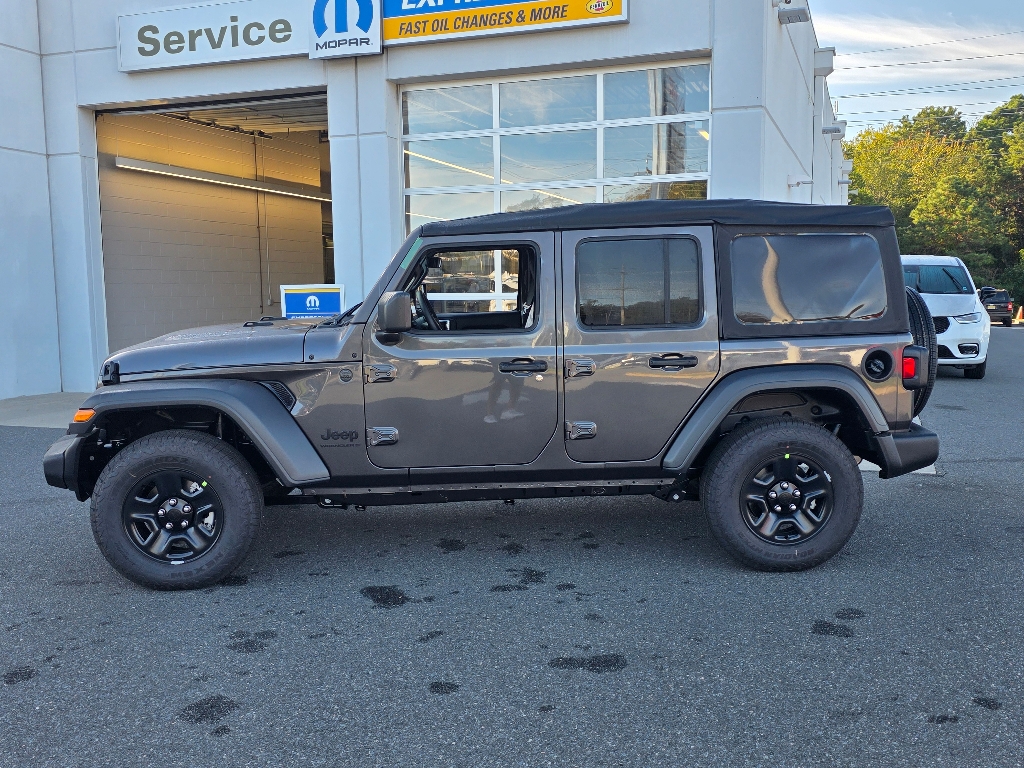2026 Jeep Wrangler Sport photo 6