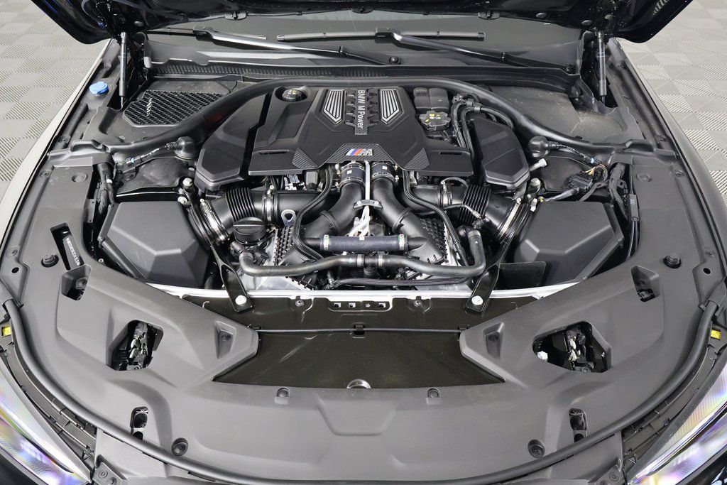2025 Bmw M8 Competition photo 7