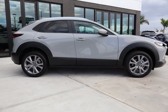 2026 Mazda CX-30 Preferred photo 2