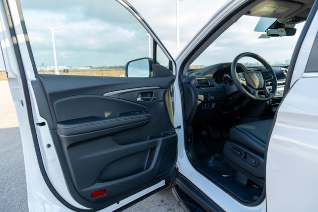 2025 Honda Ridgeline RTL photo 18