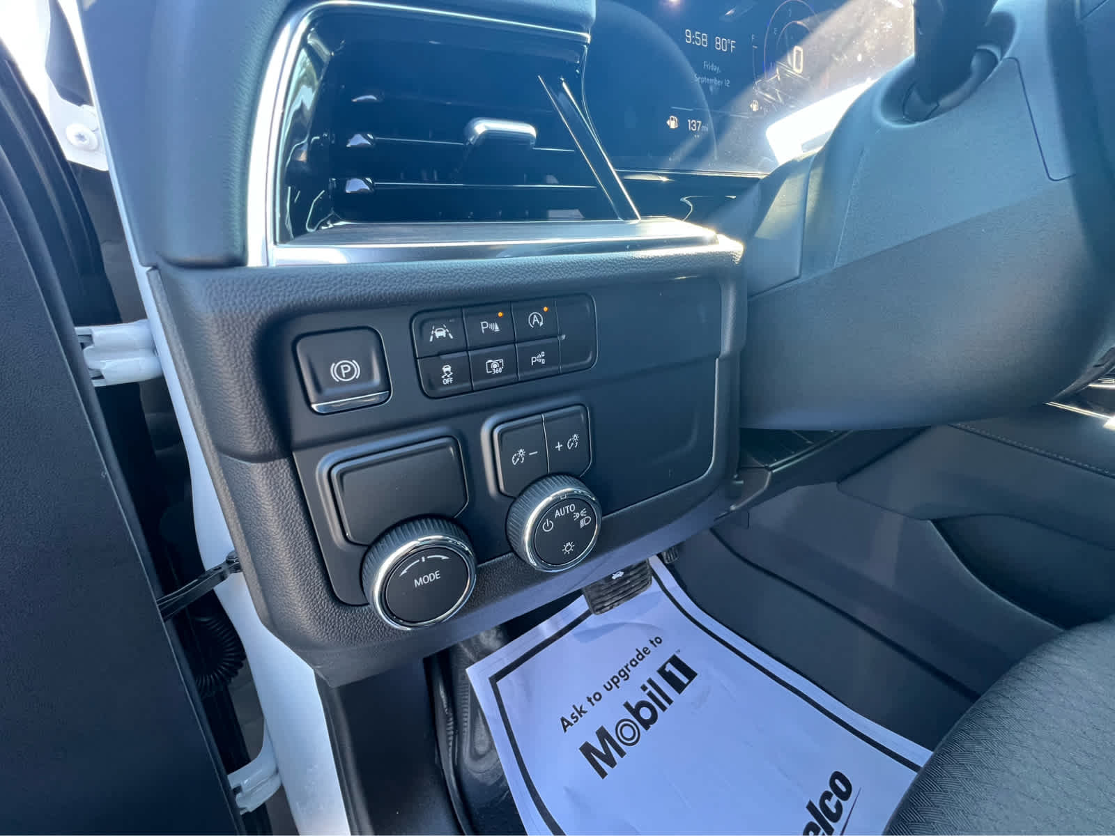 2025 Chevrolet Tahoe LS photo 12