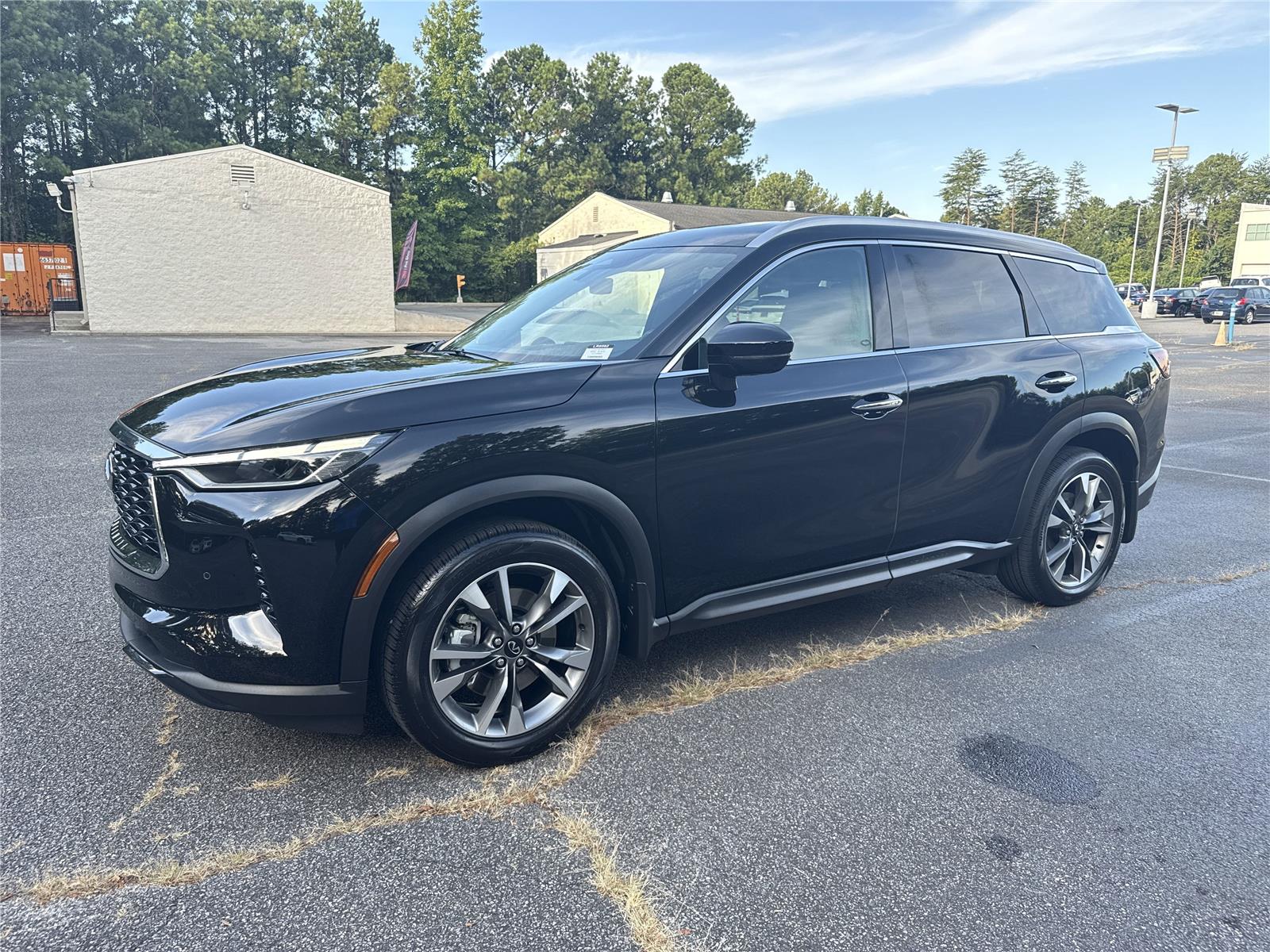 2025 Infiniti QX60 Luxe photo 4
