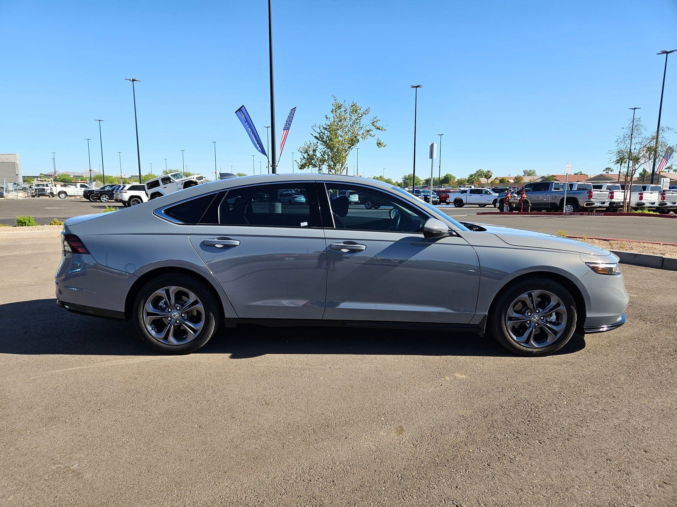 2024 Honda Accord Hybrid EX-L photo 5