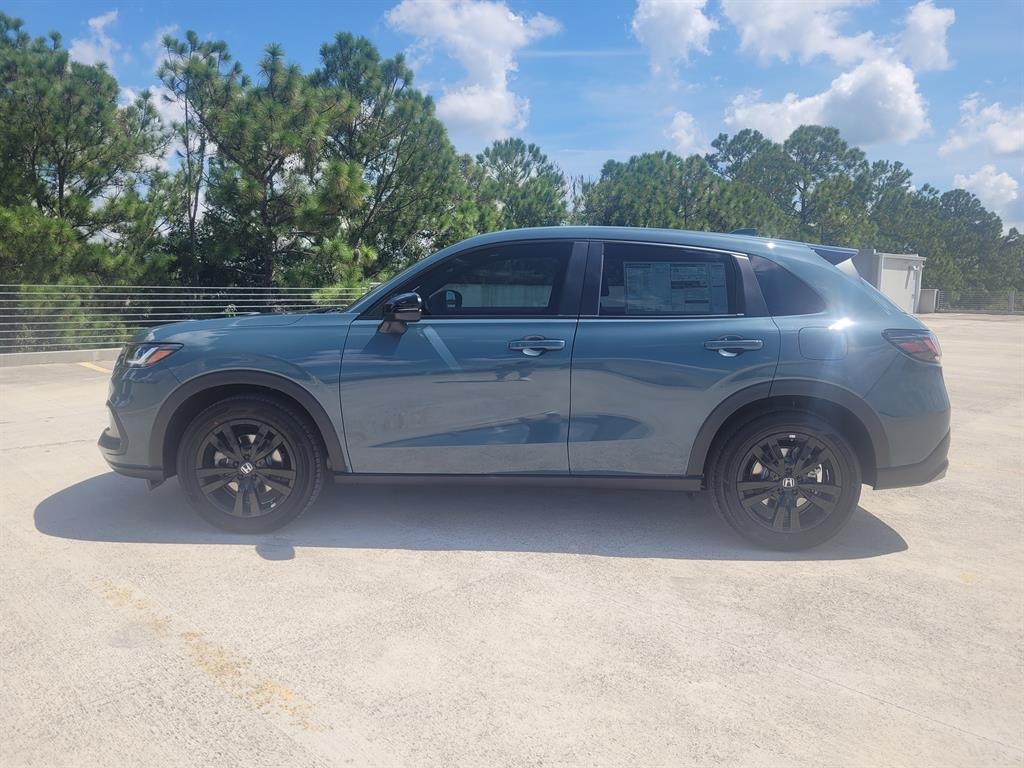 2026 Honda HR-V Sport photo 3