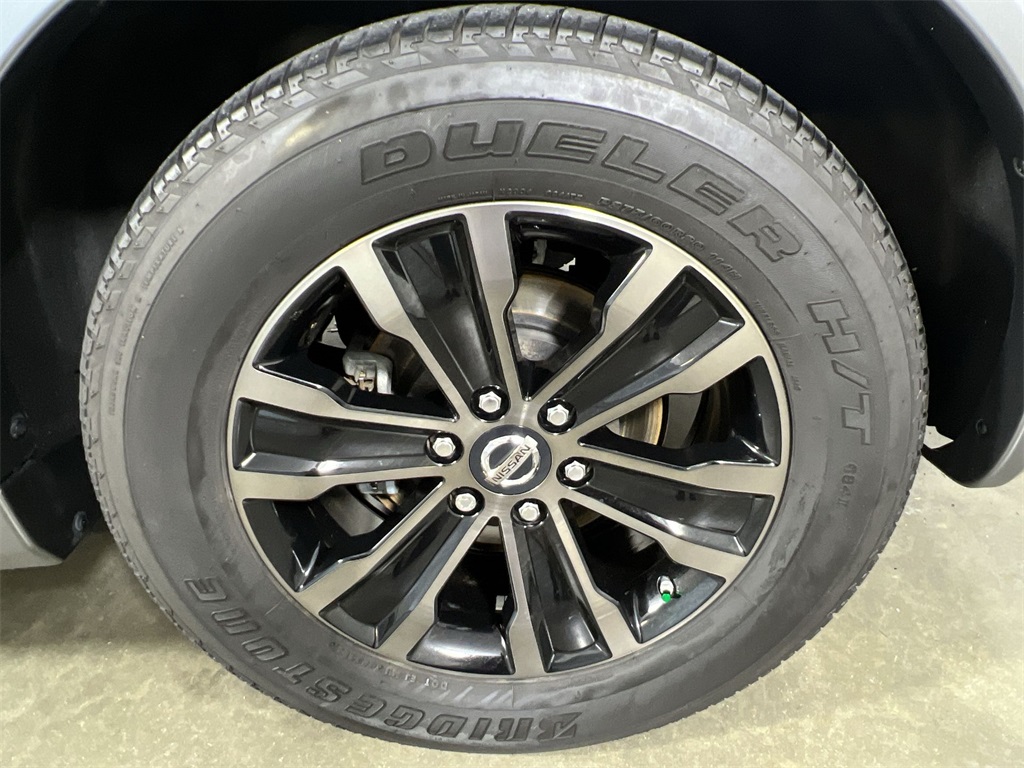 2018 Nissan Armada Platinum photo 18