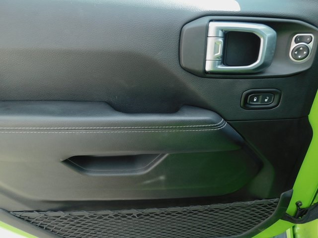 2021 Jeep Wrangler Unlimited Sahara photo 18