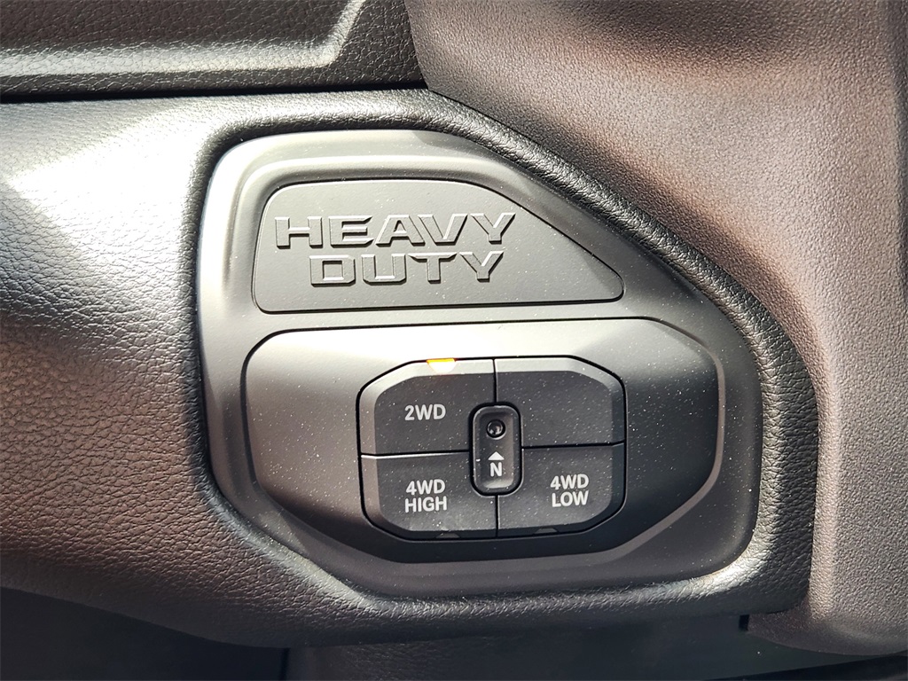 2025 Ram 3500 Big Horn photo 15