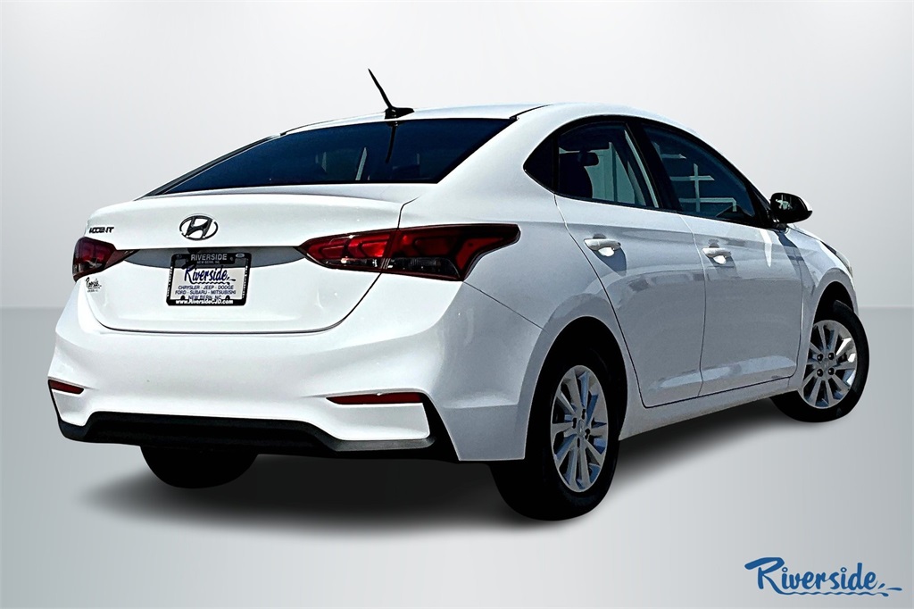 2022 Hyundai Accent SEL photo 5