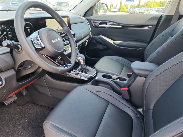 2026 Kia Seltos EX photo 10