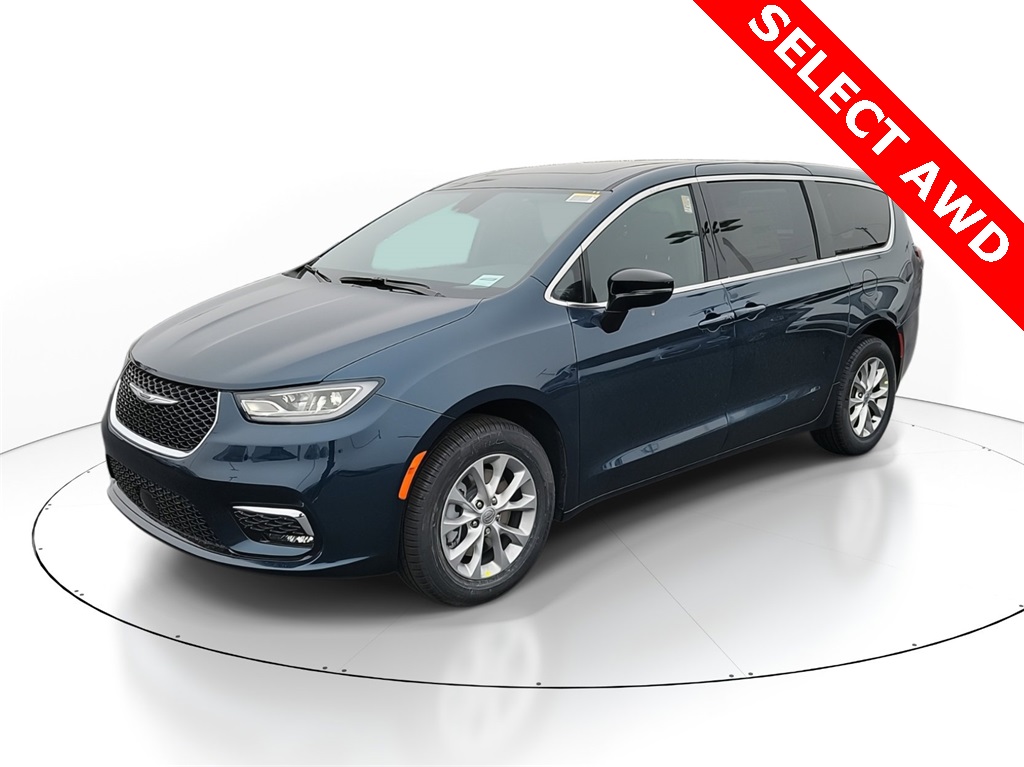 2025 Chrysler Pacifica photo 2