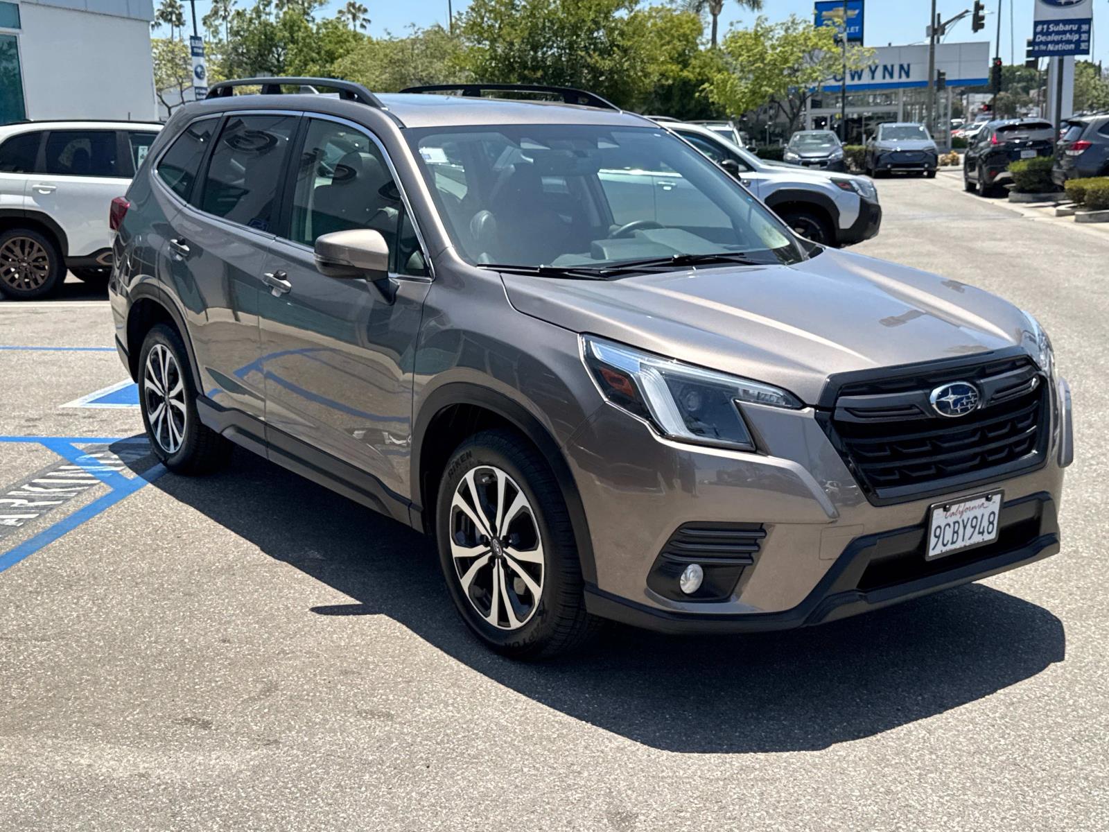 2022 Subaru Forester Limited photo 3