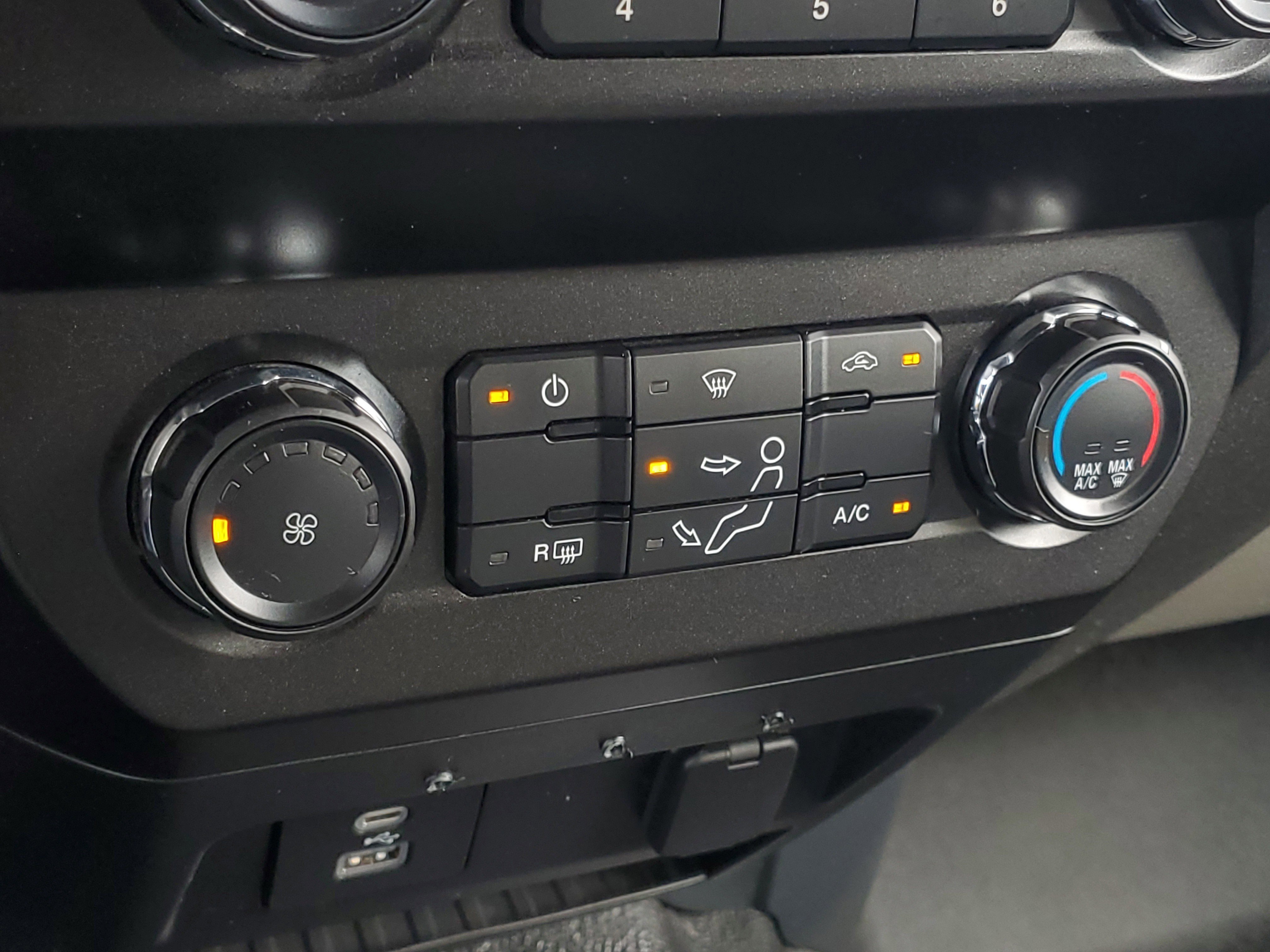 2022 Ford F-250 XL photo 8