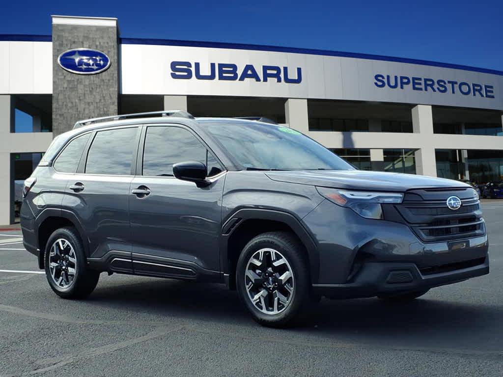2025 Subaru Forester Base's photo
