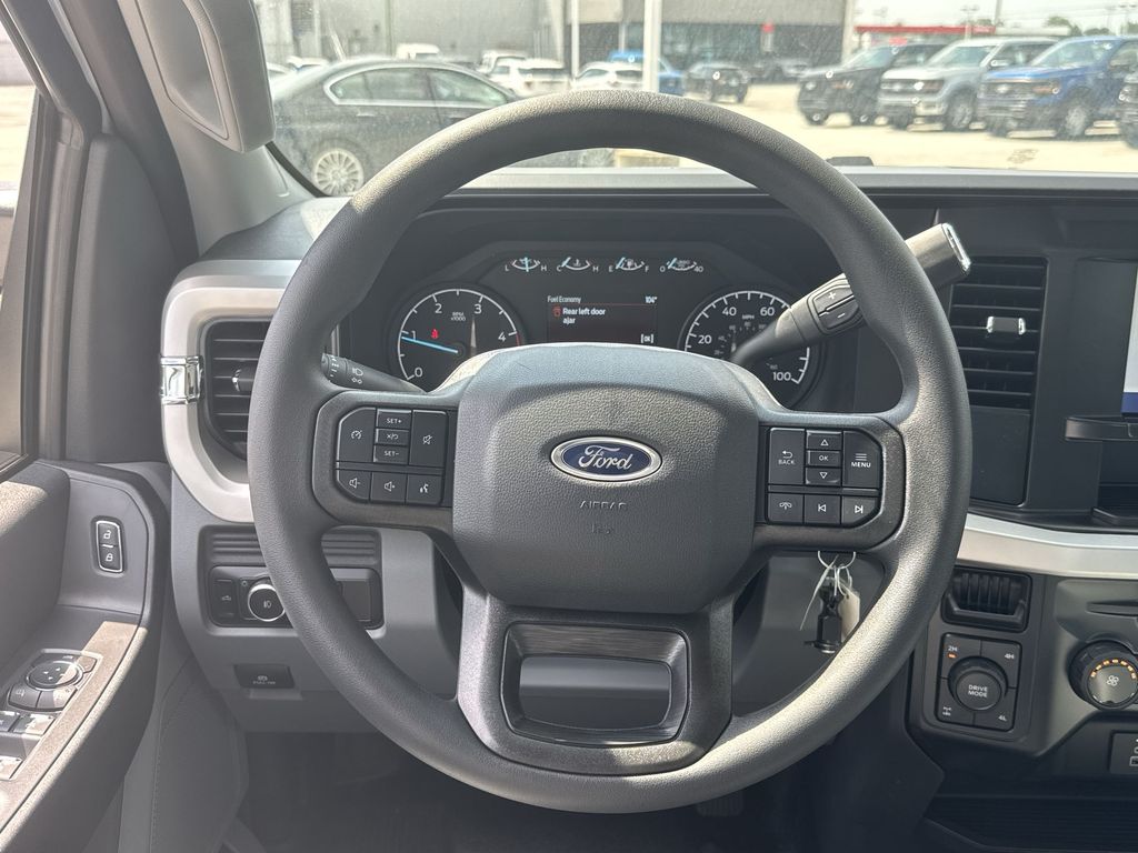 2025 Ford F-350 XL photo 11